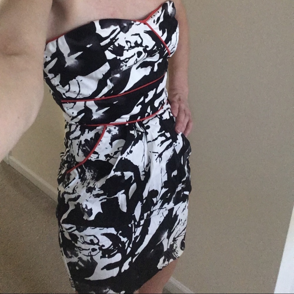 Tiny black white red mini dress with pockets